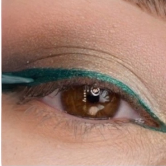 Mally Beauty Other - Mally Beauty Evercolor Gel Waterproof Eyeliner in Jade